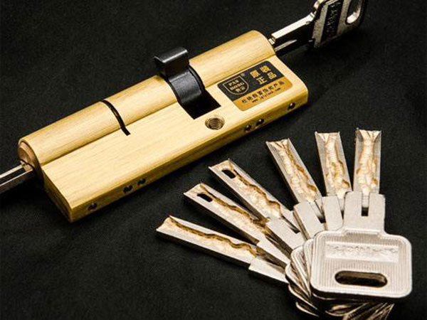 宿豫24小时上门开锁公司