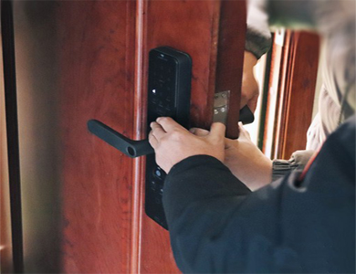 宿豫24小时上门开锁公司